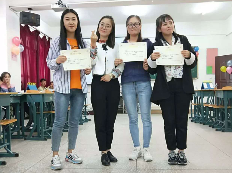 1527736845575334.png blob.png