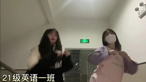 1651488015833998.jpg 抗击疫情 静态管理 凝聚班级力量,绽放青春风4_副本.jpg