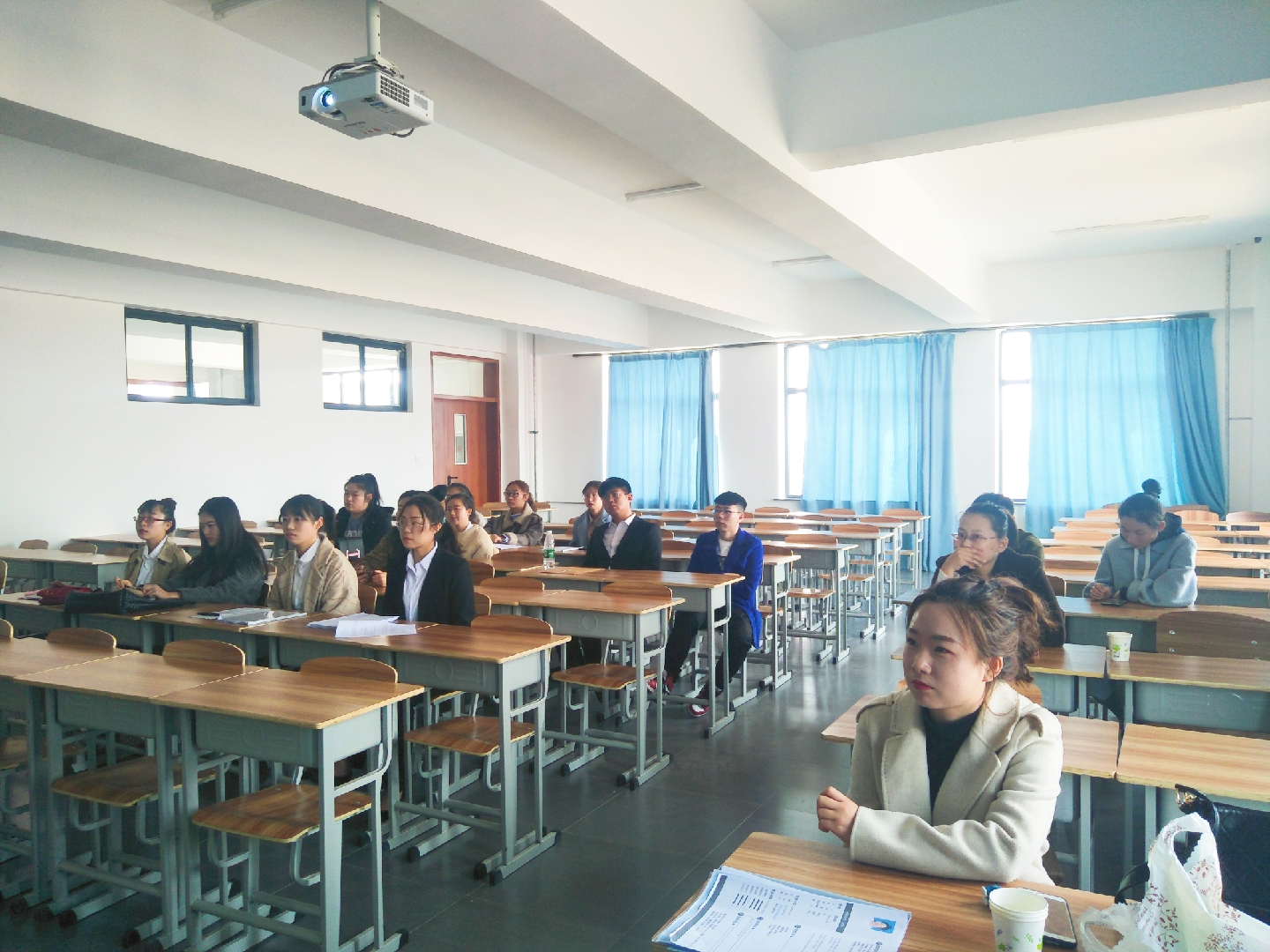 1554962877860592.jpg 1554962877860592.jpg