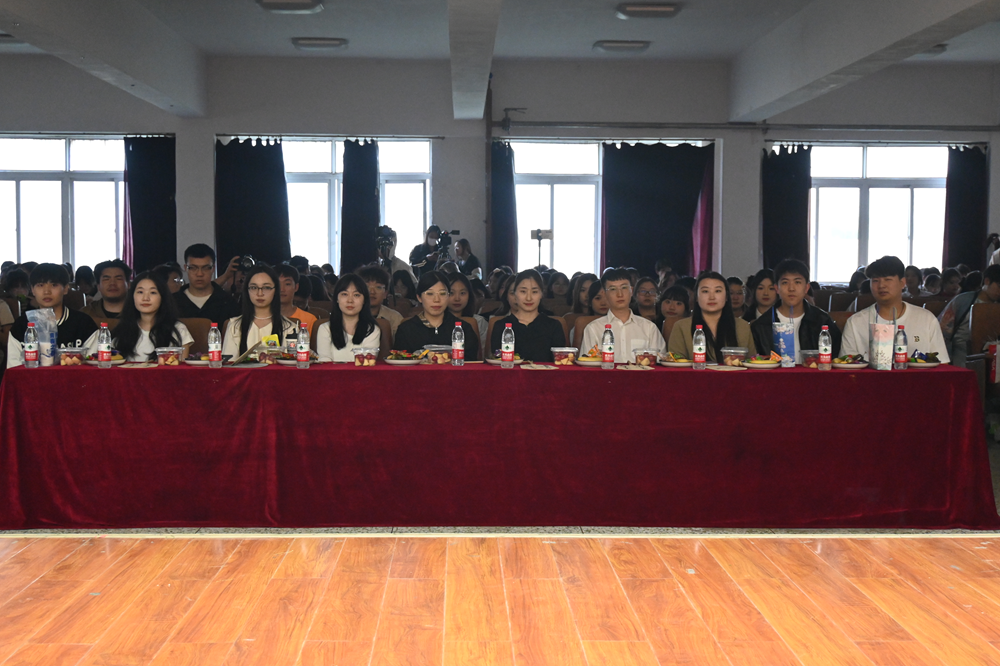 1716777791192696.png 图片1.png