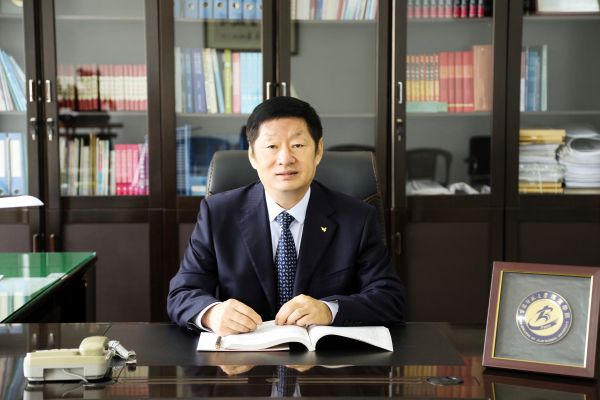 1630649157112936.jpg 执行校长 王国军.jpg
